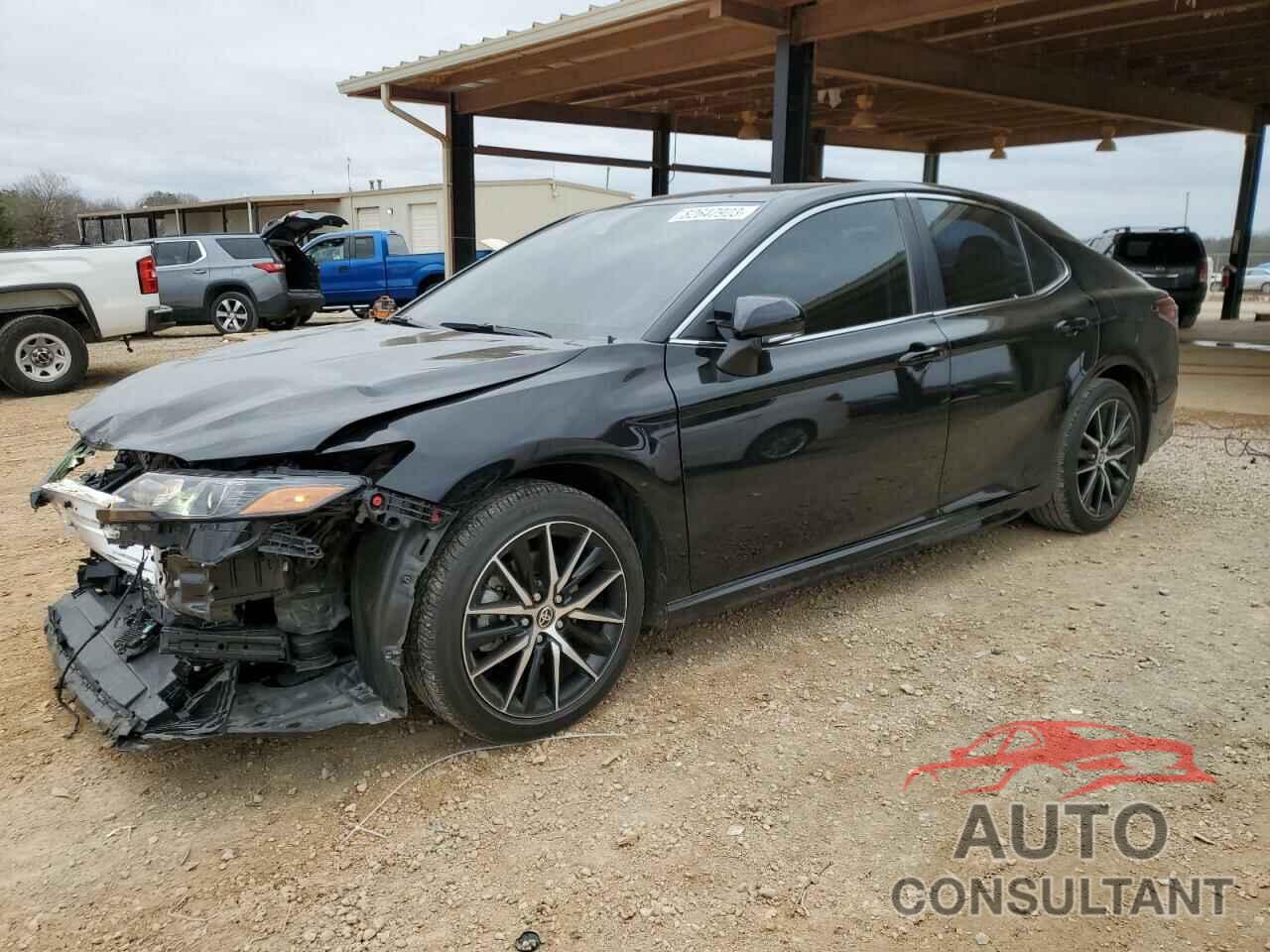 TOYOTA CAMRY 2022 - 4T1G11AK8NU650126