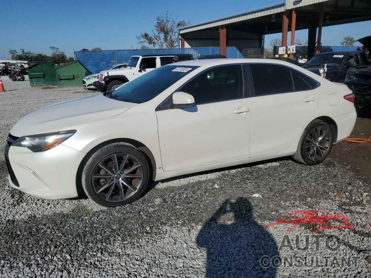 TOYOTA CAMRY 2015 - 4T1BF1FK5FU075229