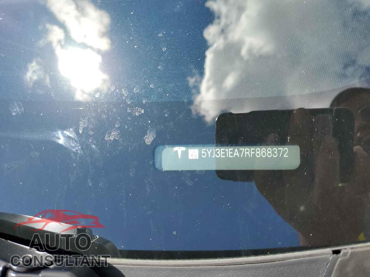 TESLA MODEL 3 2024 - 5YJ3E1EA7RF868372