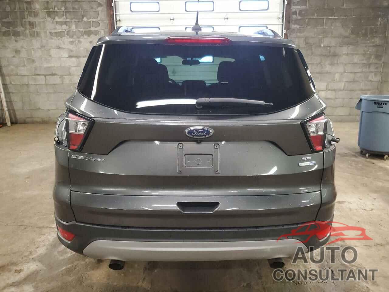 FORD ESCAPE 2018 - 1FMCU9GD5JUD02226