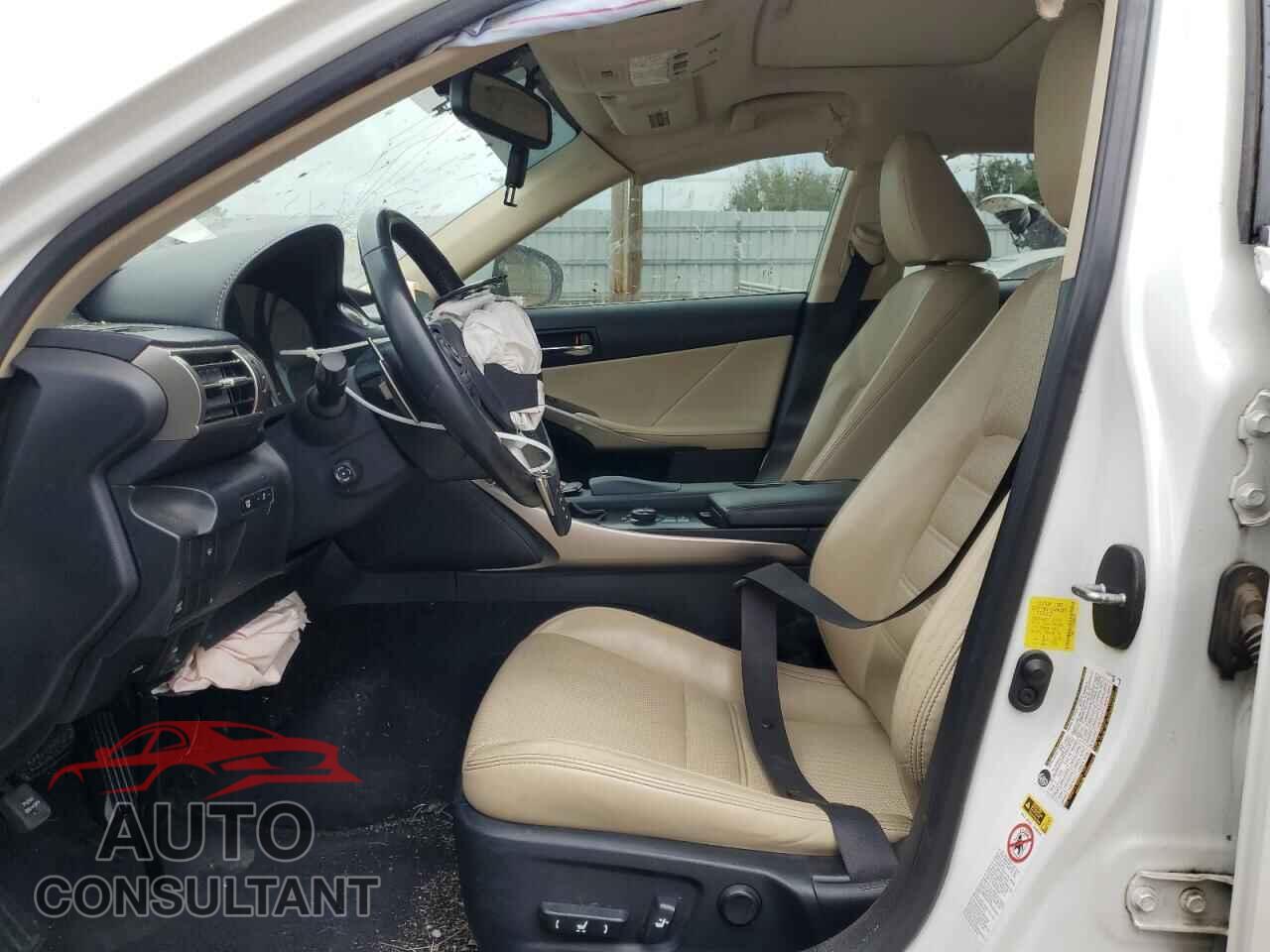 LEXUS IS 2014 - JTHCF1D28E5008255