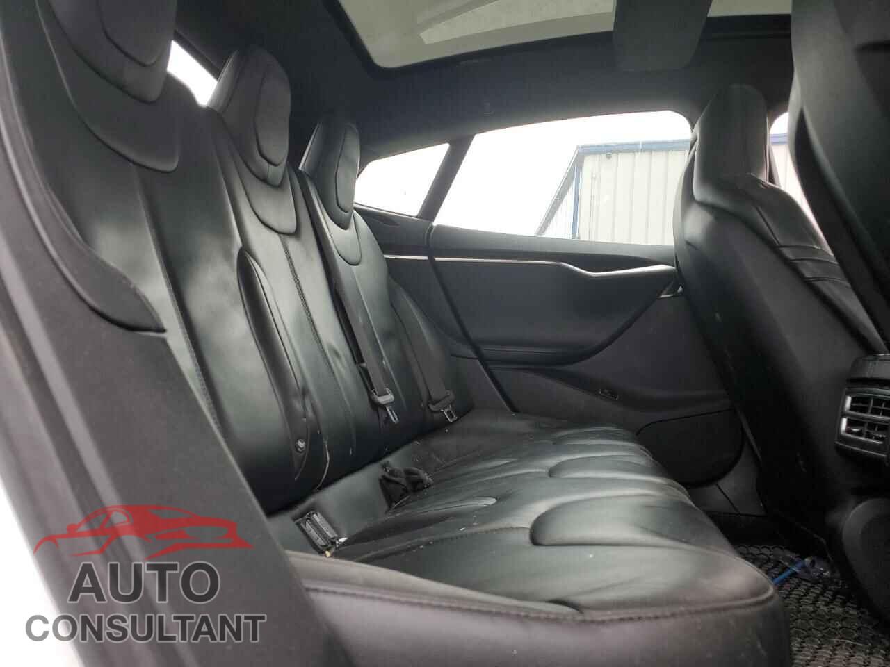 TESLA MODEL S 2016 - 5YJSA1E21GF144268