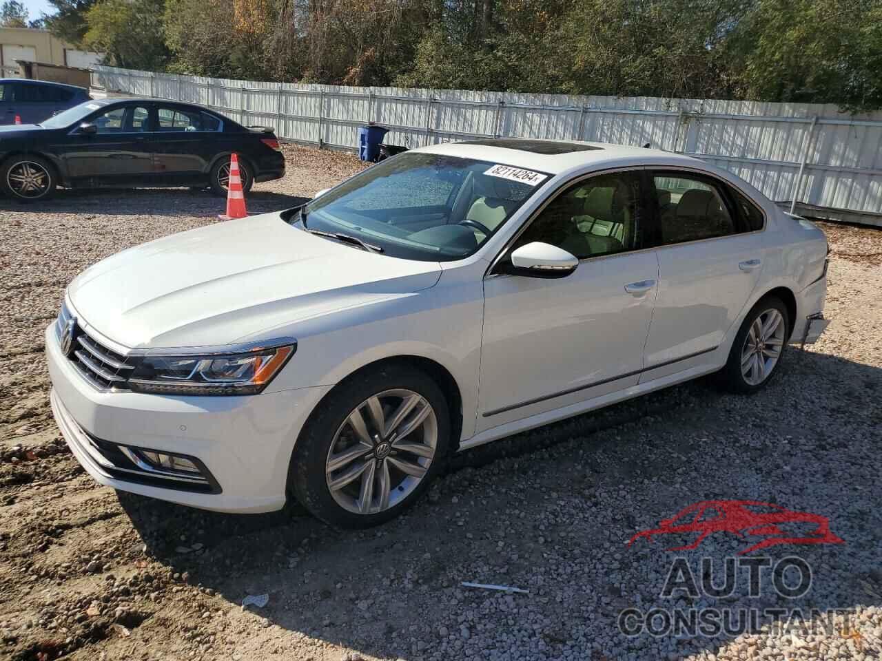 VOLKSWAGEN PASSAT 2017 - 1VWGT7A38HC068769