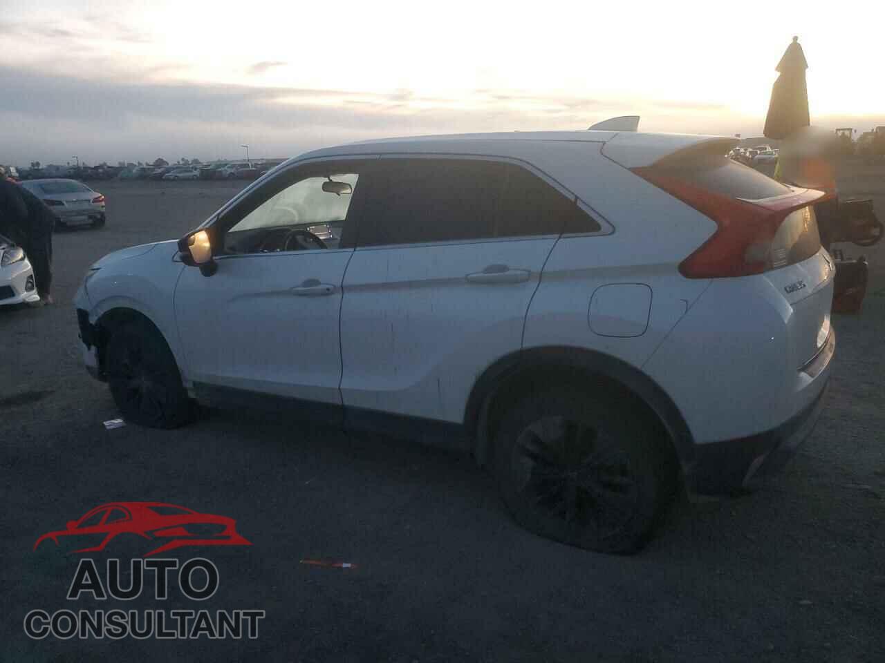 MITSUBISHI ECLIPSE 2018 - JA4AT4AA7JZ063985