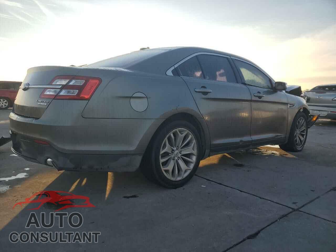 FORD TAURUS 2013 - 1FAHP2F82DG196064