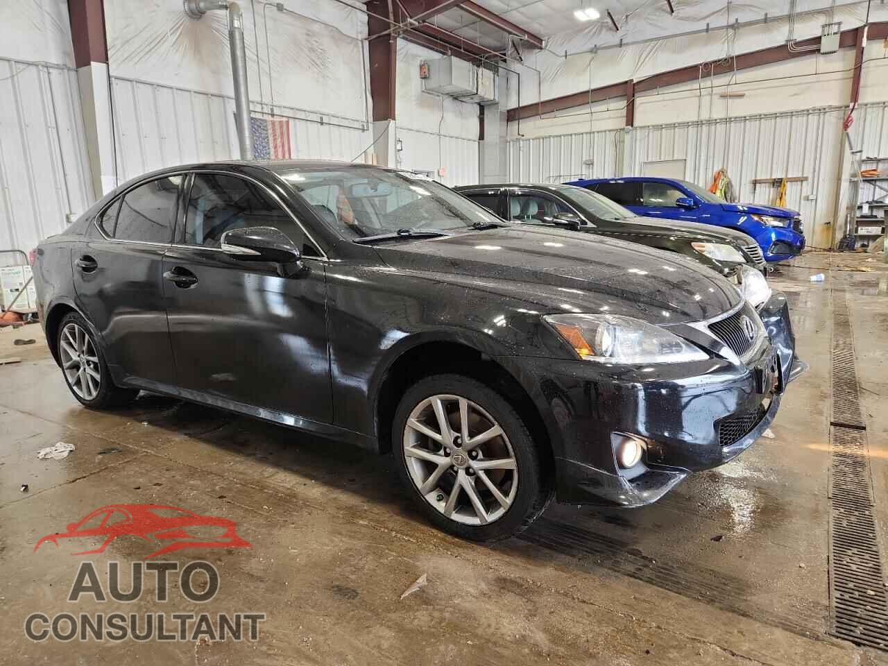 LEXUS IS 2013 - JTHCF5C24D5062112
