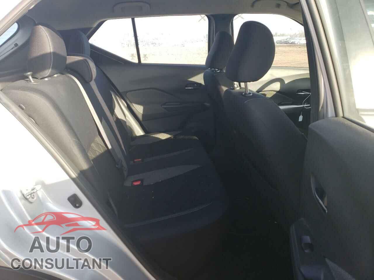 NISSAN KICKS 2019 - 3N1CP5CU3KL555005
