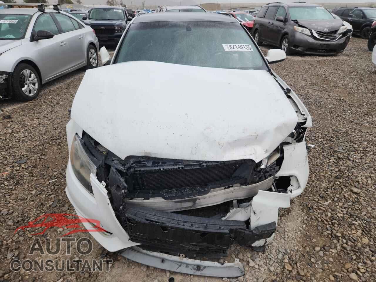 AUDI A3 2011 - WAUKJAFM5BA026321