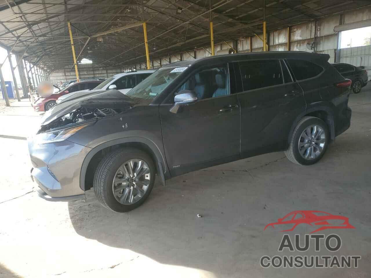 TOYOTA HIGHLANDER 2023 - 5TDXBRCH4PS564367