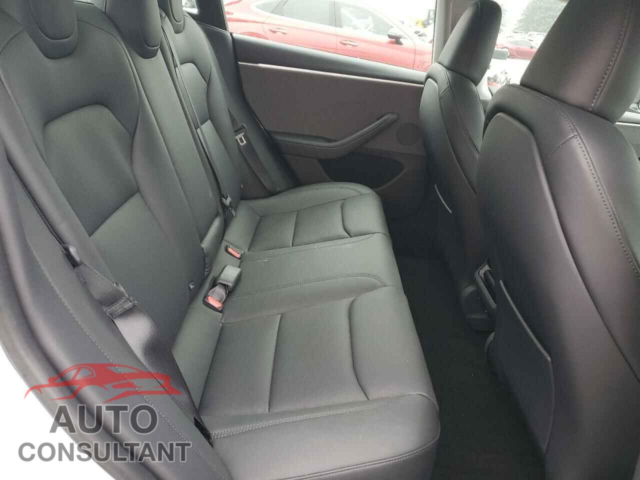 TESLA MODEL 3 2024 - 5YJ3E1EA3RF729064
