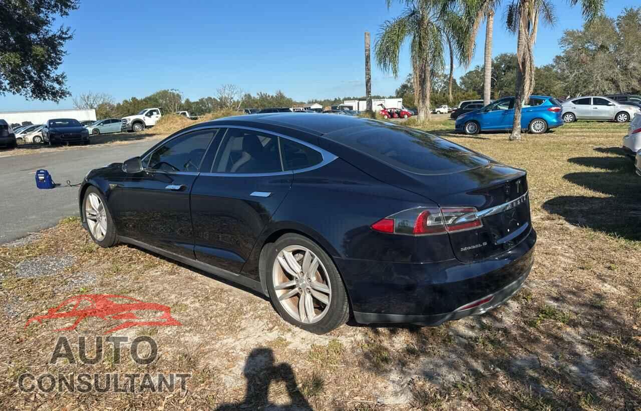 TESLA MODEL S 2013 - 5YJSA1DN4DFP11368