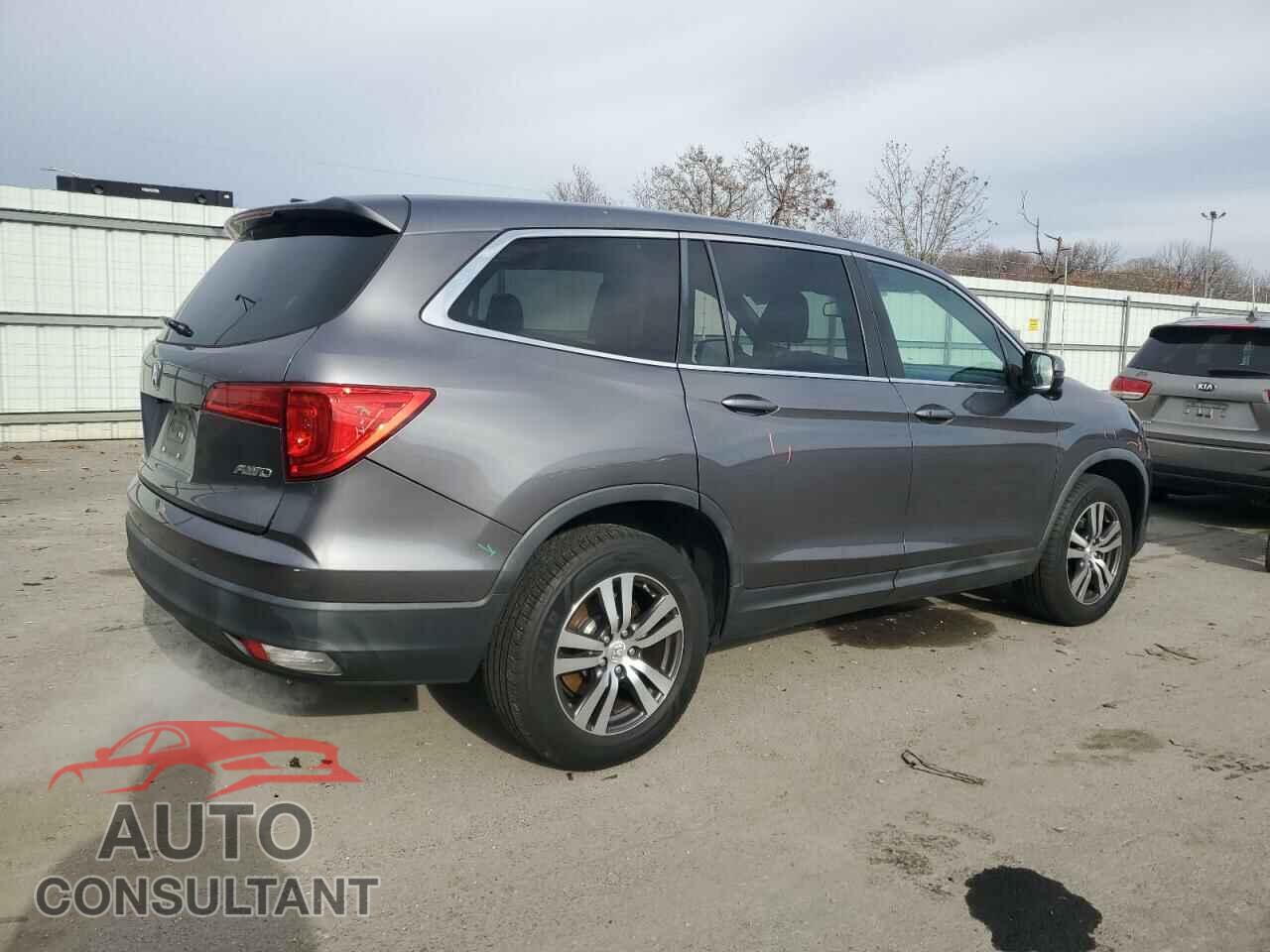 HONDA PILOT 2017 - 5FNYF6H77HB019938
