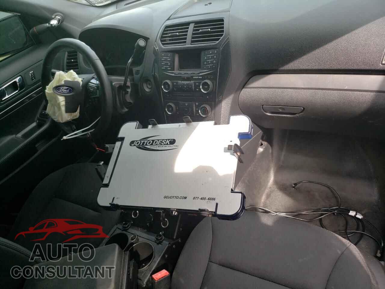 FORD EXPLORER 2018 - 1FM5K8AR4JGB46367