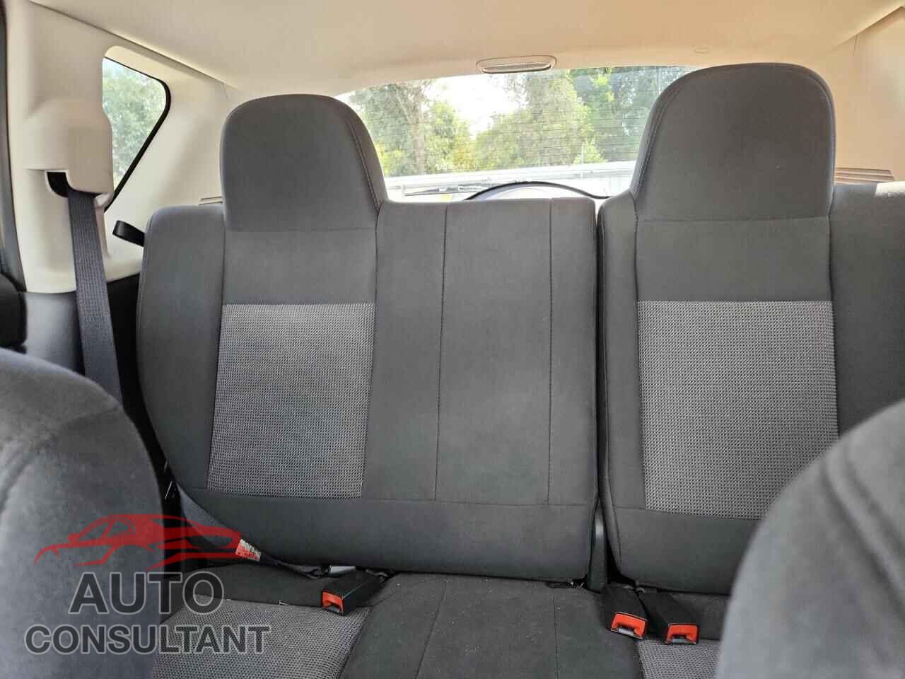 JEEP COMPASS 2013 - 1C4NJCBA1DD244331