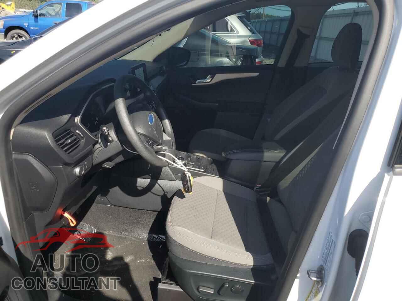 FORD ESCAPE 2020 - 1FMCU9G61LUA20007