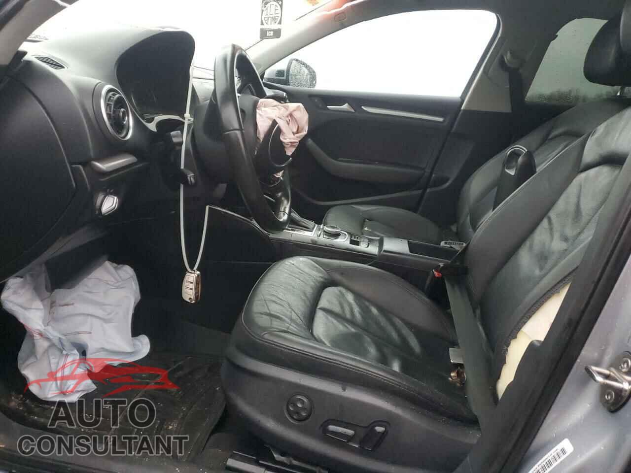 AUDI A3 2015 - WAUBFGFF3F1081555