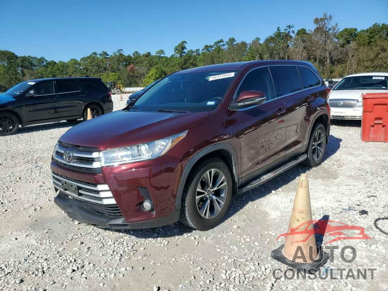 TOYOTA HIGHLANDER 2019 - 5TDZZRFH8KS356601