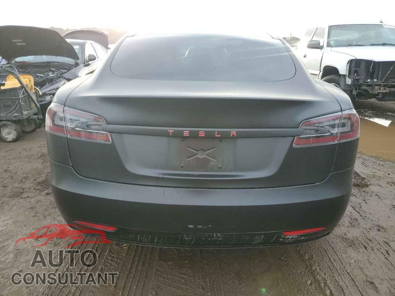 TESLA MODEL S 2017 - 5YJSA1E21HF187087