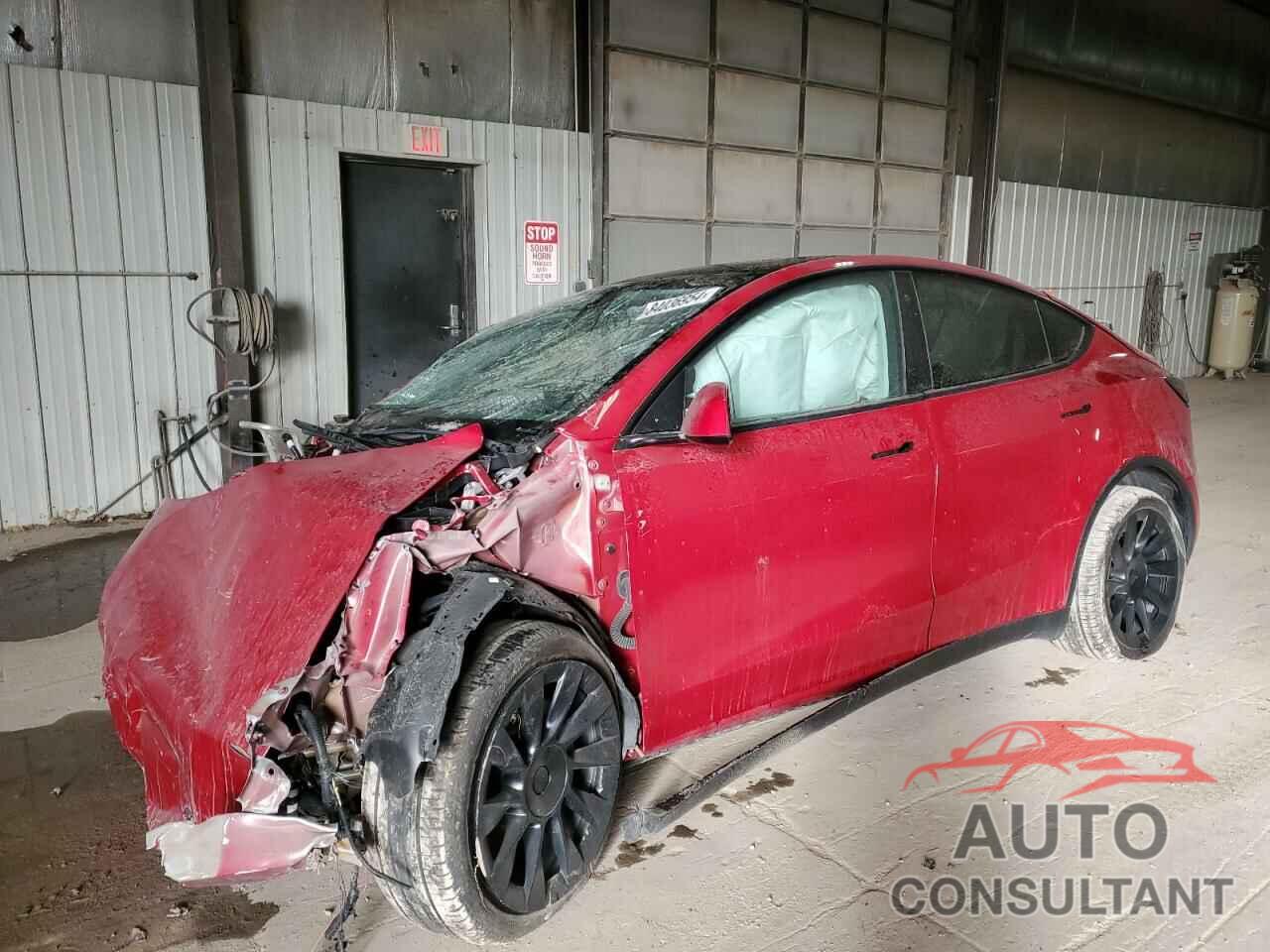 TESLA MODEL Y 2021 - 5YJYGDEE7MF295552