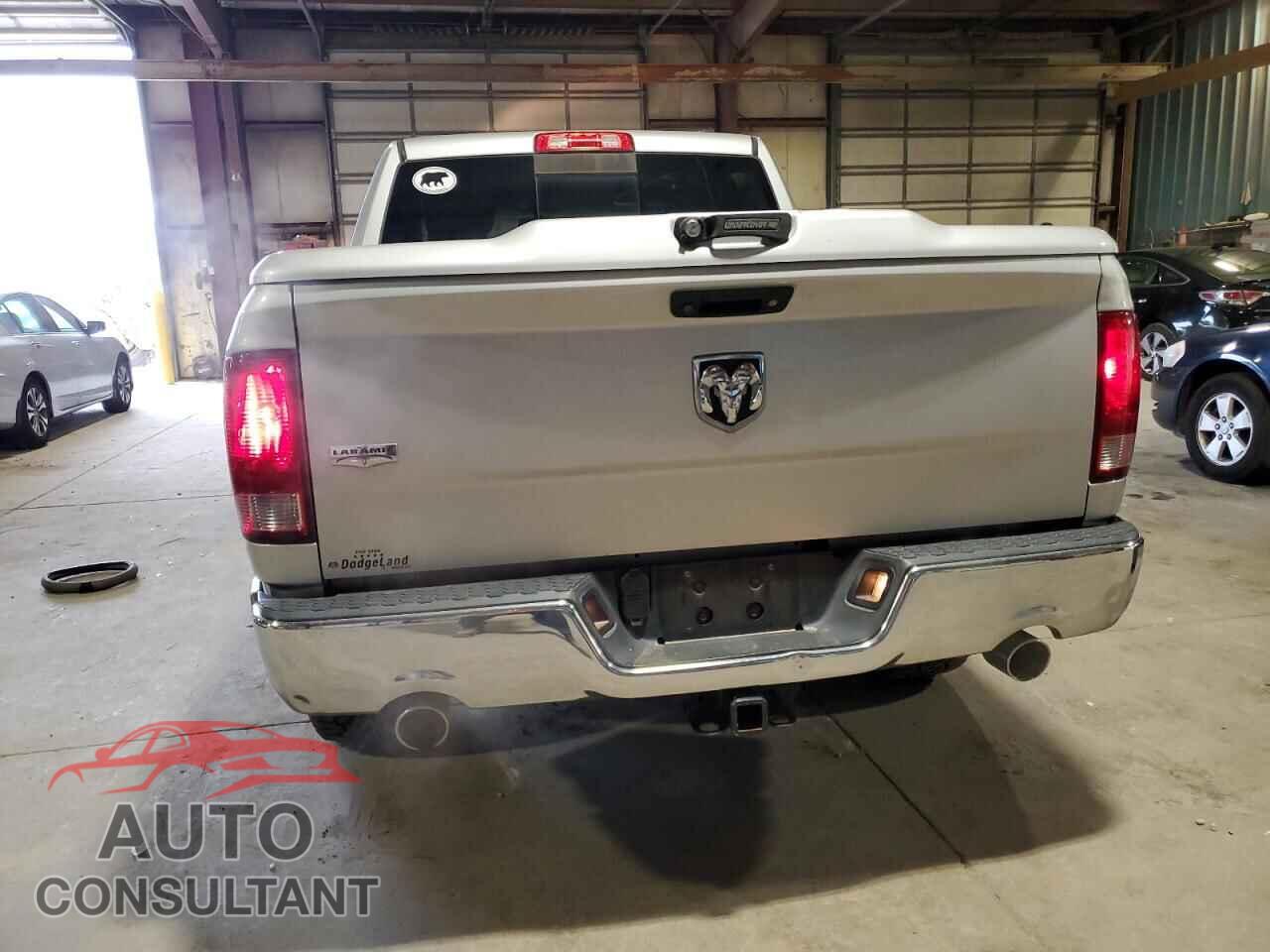 DODGE RAM 1500 2012 - 1C6RD6NT9CS174361