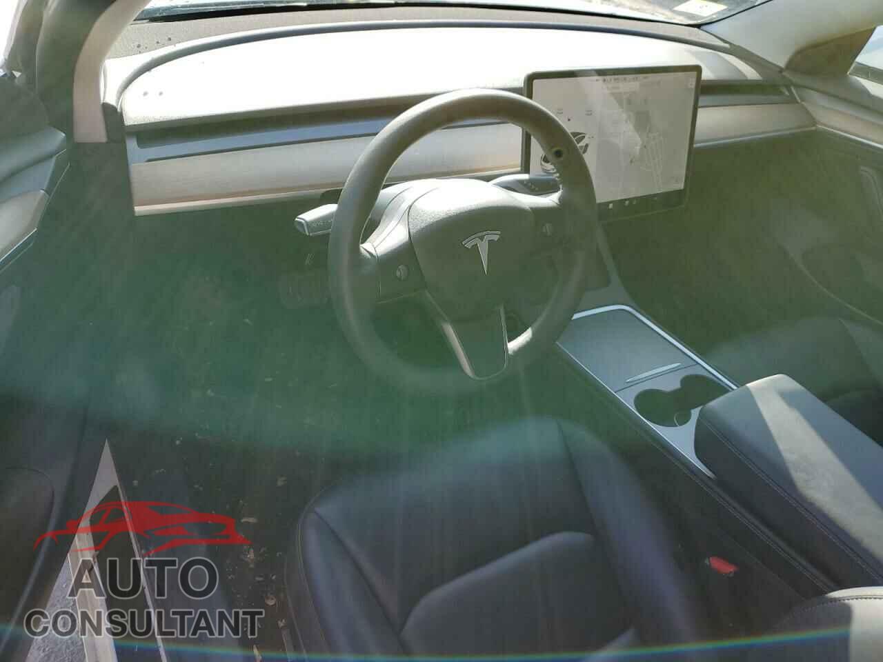 TESLA MODEL 3 2021 - 5YJ3E1EBXMF992301
