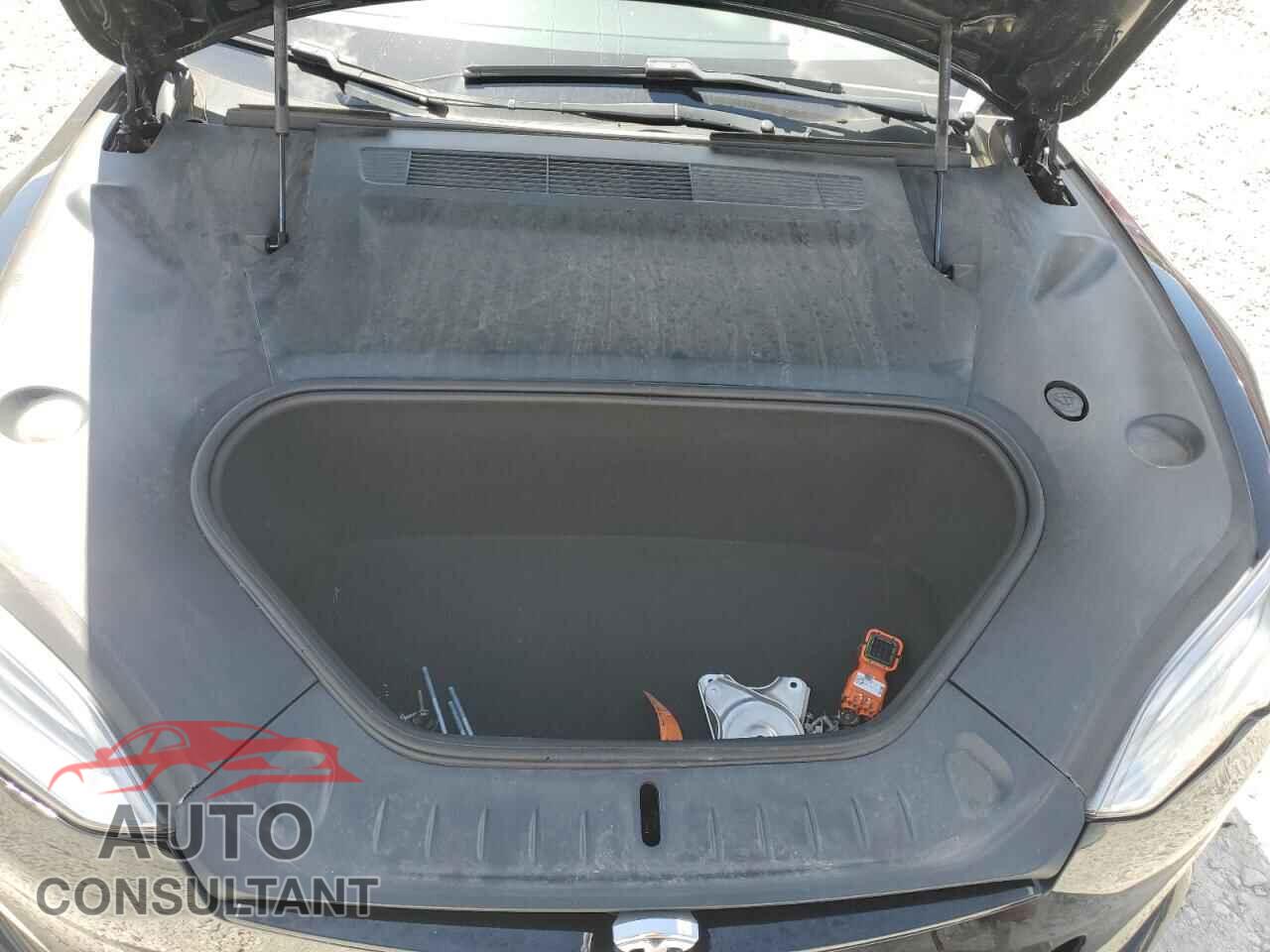 TESLA MODEL S 2021 - 5YJSA1E51MF440123