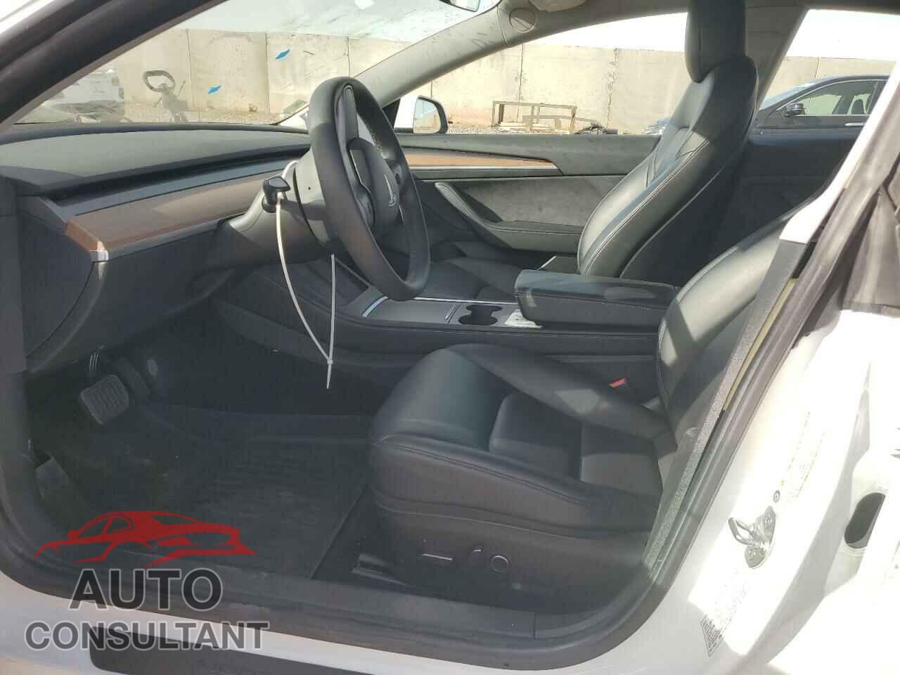 TESLA MODEL 3 2021 - 5YJ3E1EA3MF073165
