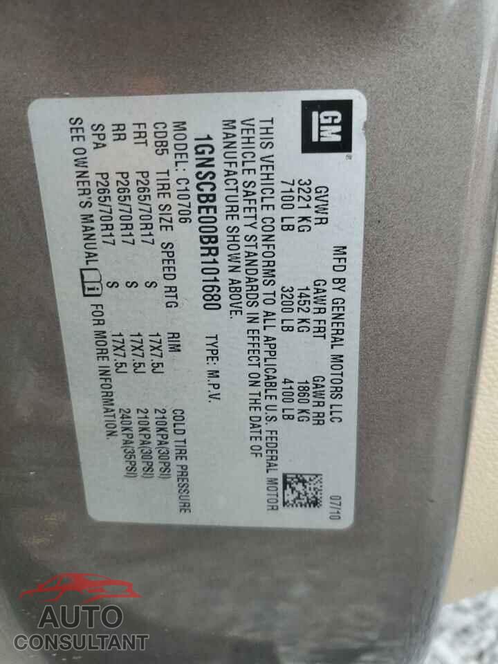 CHEVROLET TAHOE 2011 - 1GNSCBE00BR101680