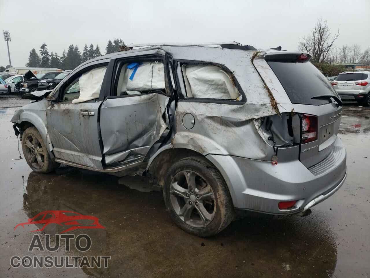 DODGE JOURNEY 2015 - 3C4PDCGG4FT679029