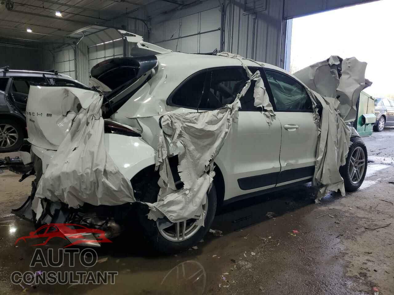 PORSCHE MACAN 2018 - WP1AA2A56JLB20116