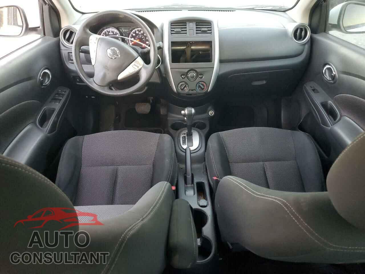 NISSAN VERSA 2017 - 3N1CN7AP1HL856444