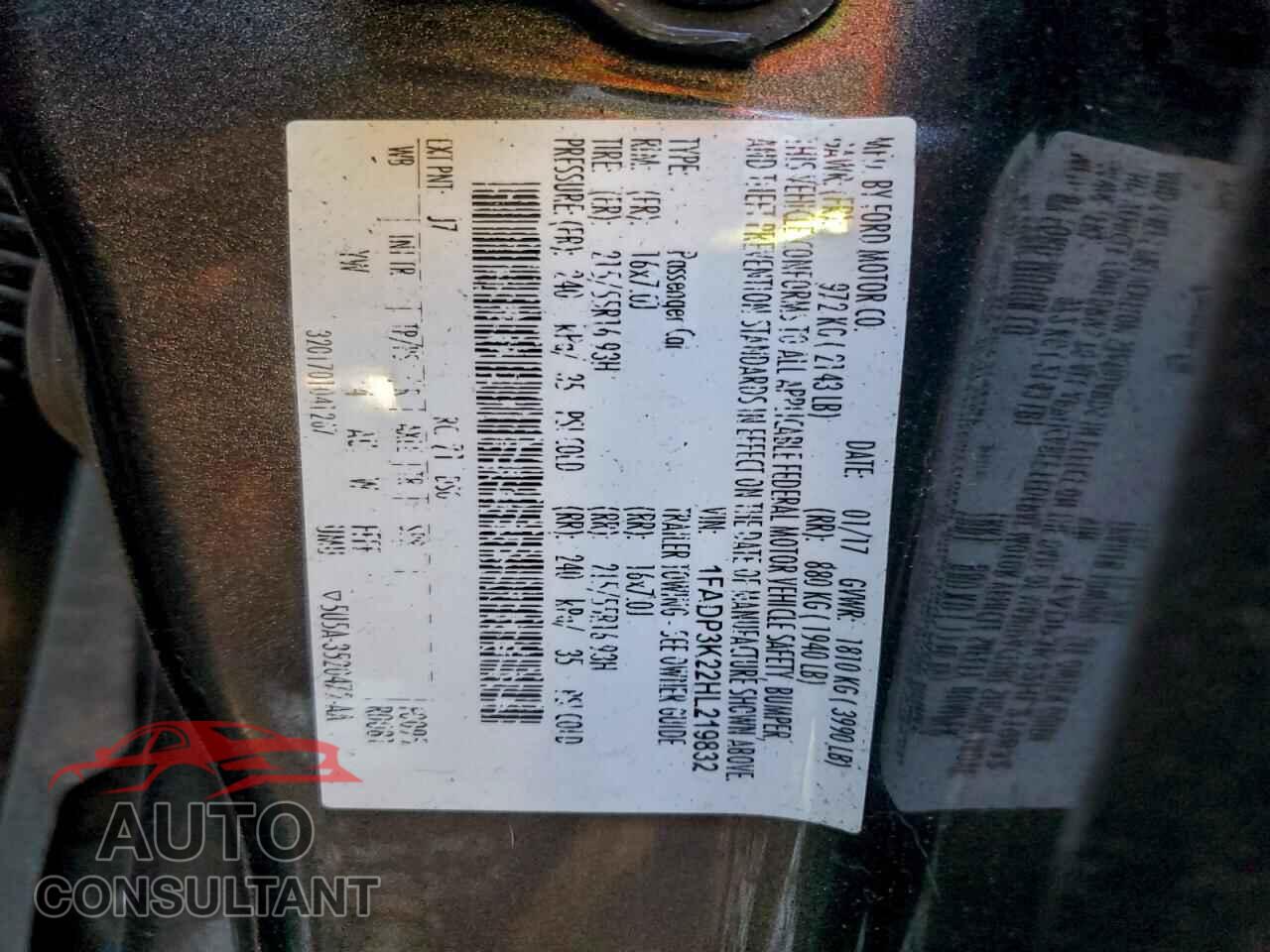 FORD FOCUS 2017 - 1FADP3K22HL219832