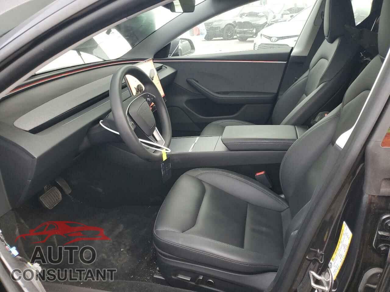 TESLA MODEL 3 2024 - 5YJ3E1EA8RF744353