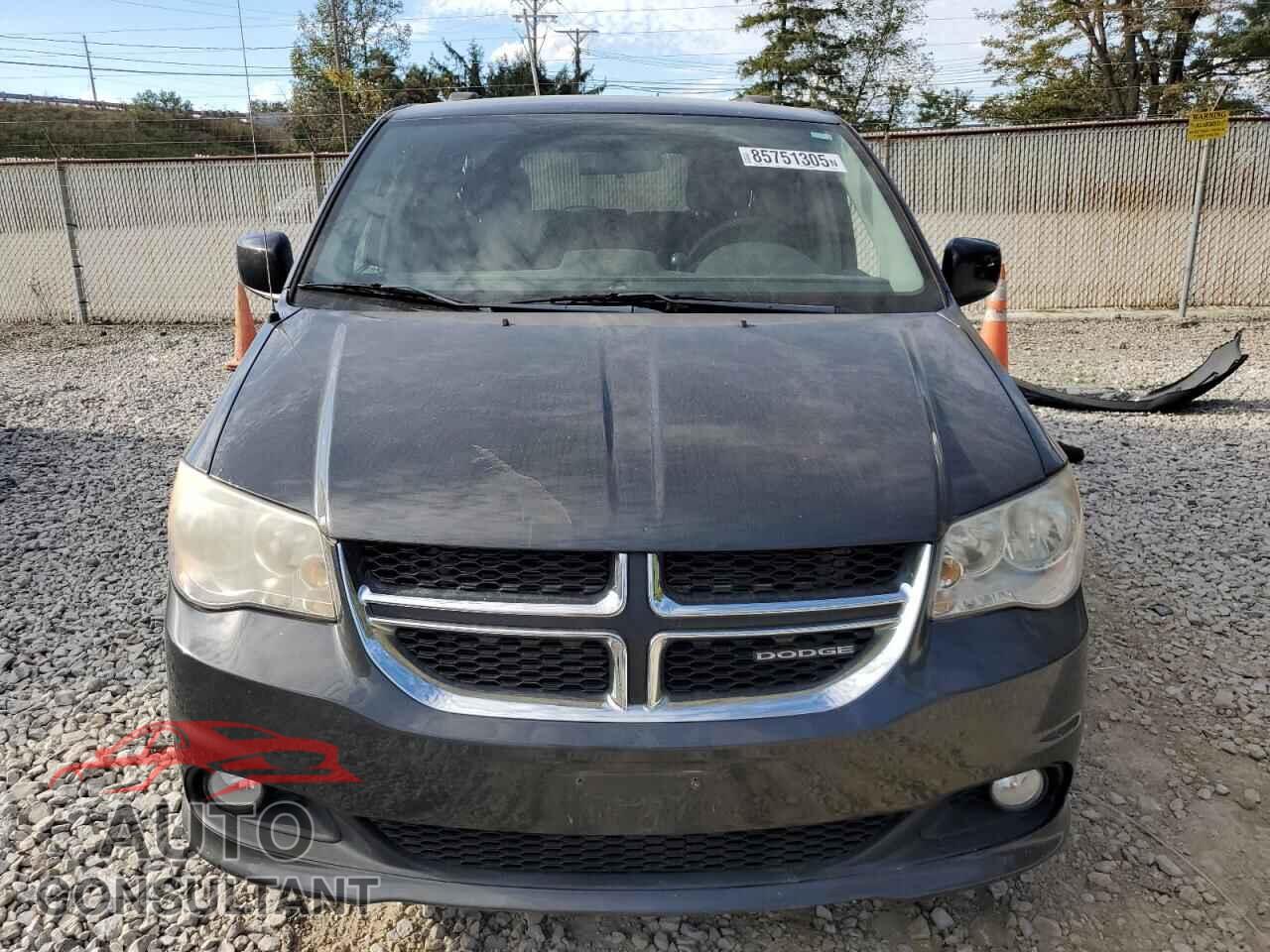 DODGE CARAVAN 2011 - 2D4RN5DGXBR679638