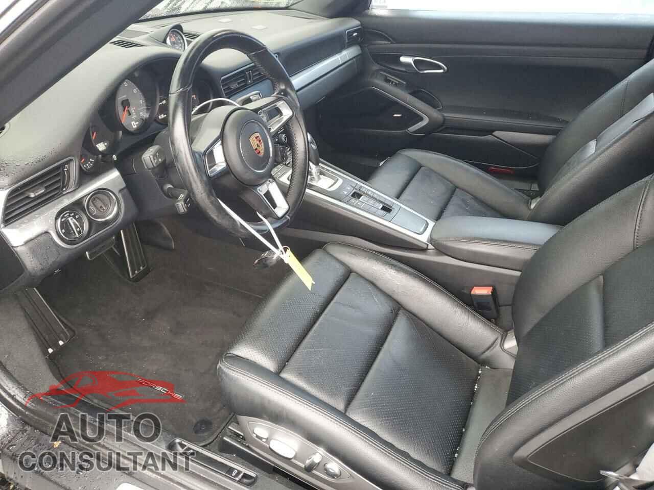 PORSCHE 911 2017 - WP0AB2A96HS124734