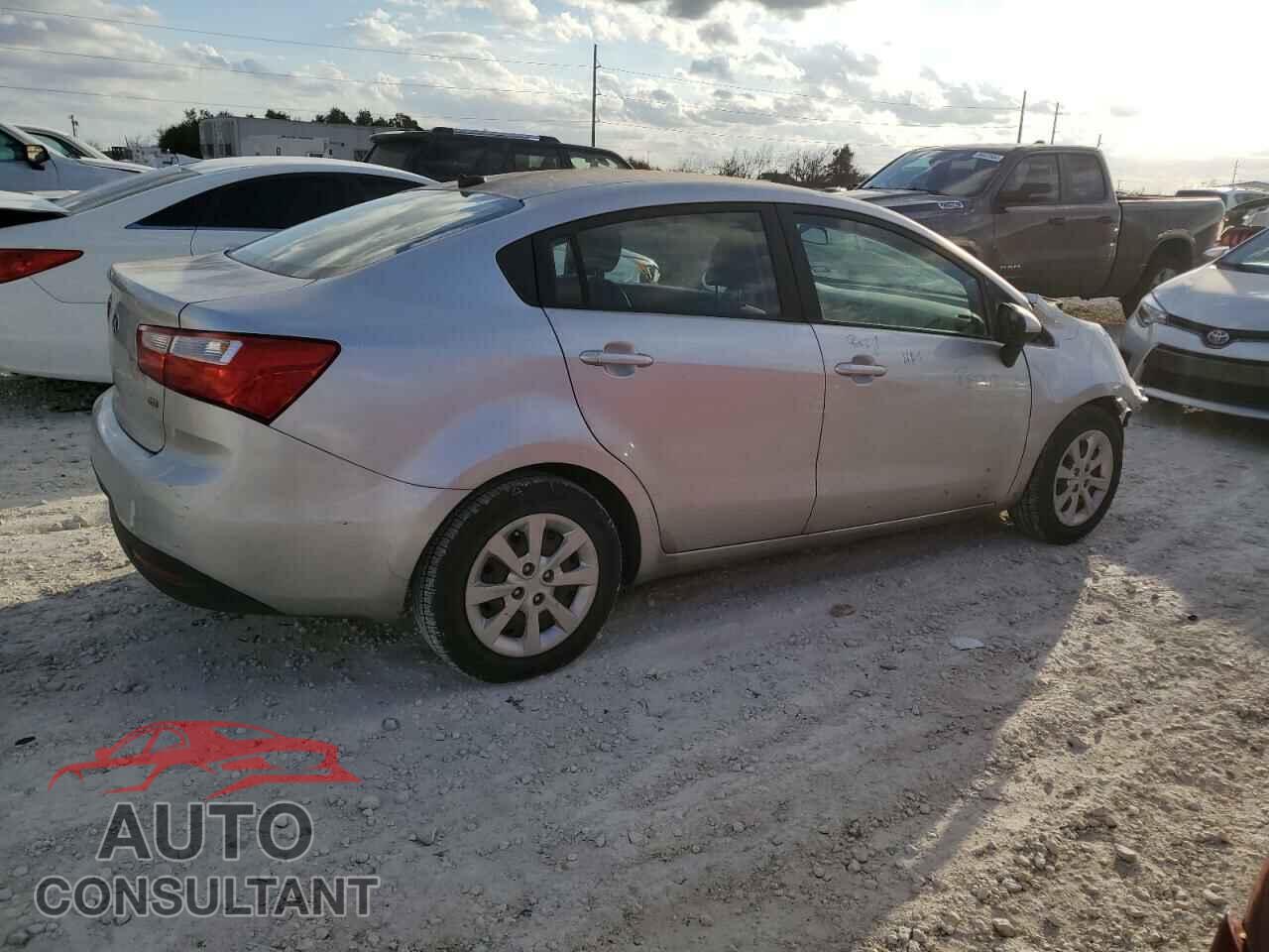 KIA RIO 2013 - KNADM4A33D6266425