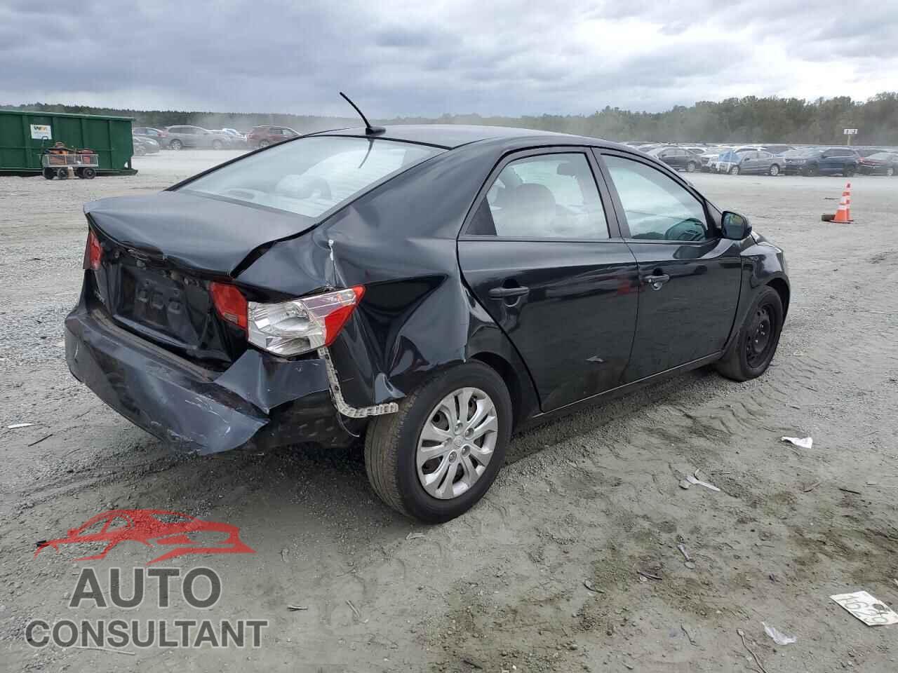 KIA FORTE 2010 - KNAFT4A2XA5252784