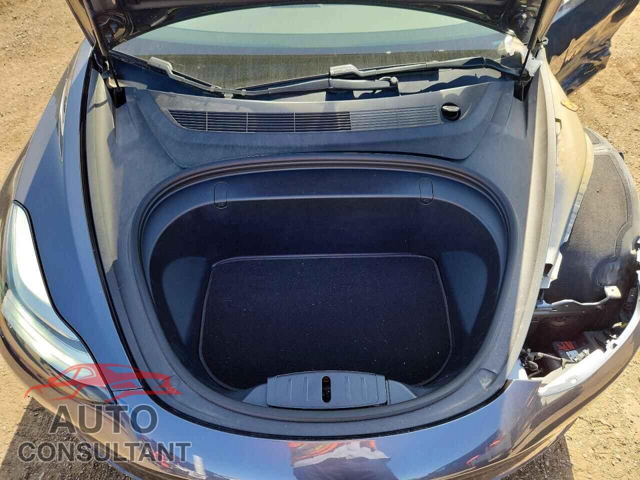 TESLA MODEL 3 2019 - 5YJ3E1EB2KF407272