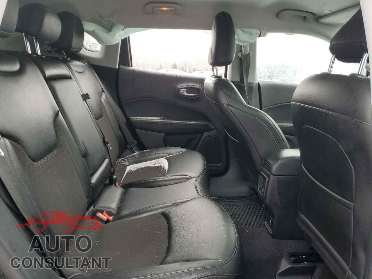 JEEP COMPASS 2020 - 3C4NJDBB6LT205290