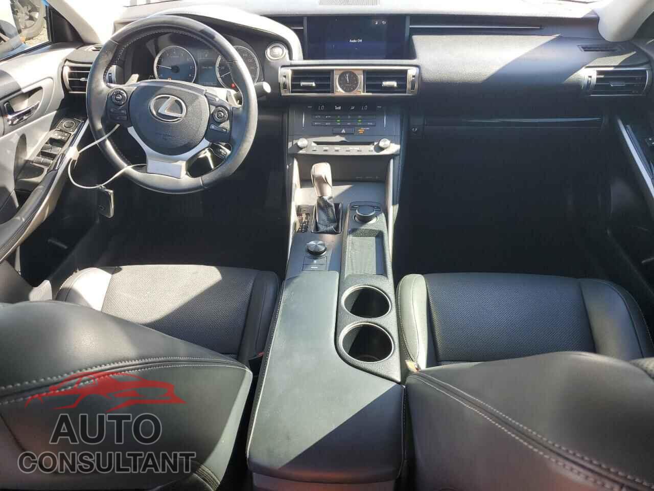 LEXUS IS 2015 - JTHBF1D2XF5046969