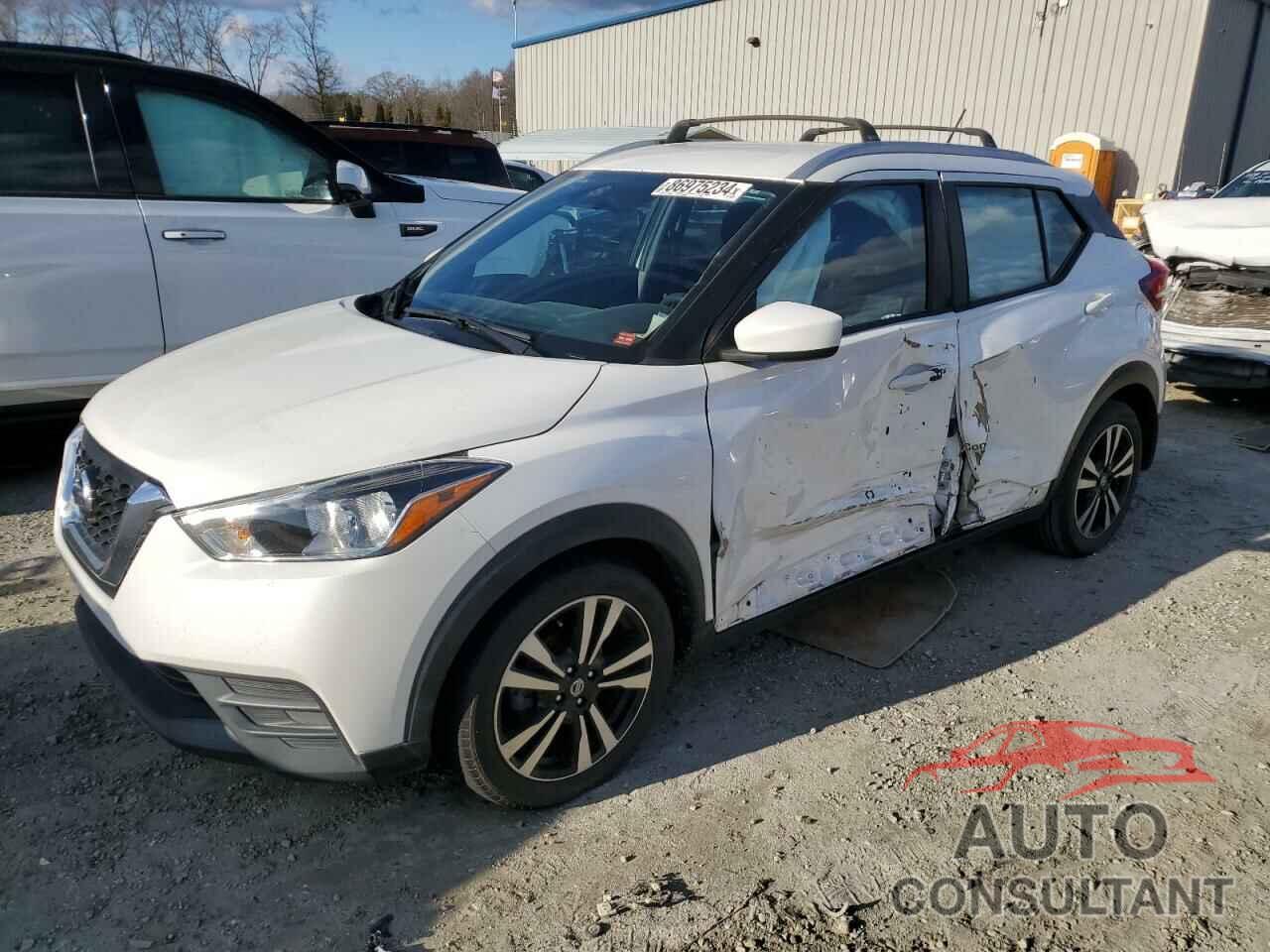 NISSAN KICKS 2018 - 3N1CP5CU0JL533039