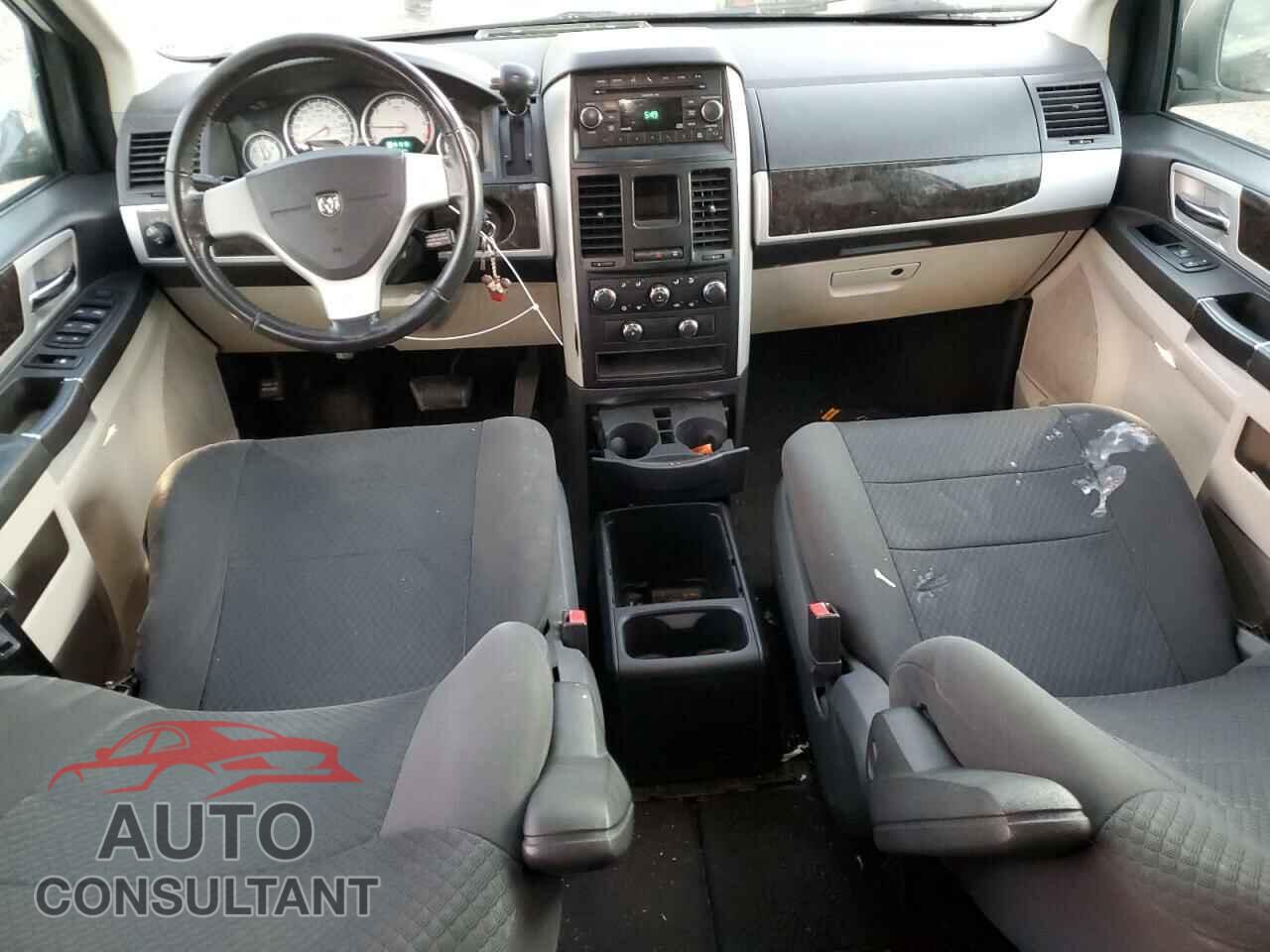 DODGE CARAVAN 2010 - 2D4RN5D13AR484233