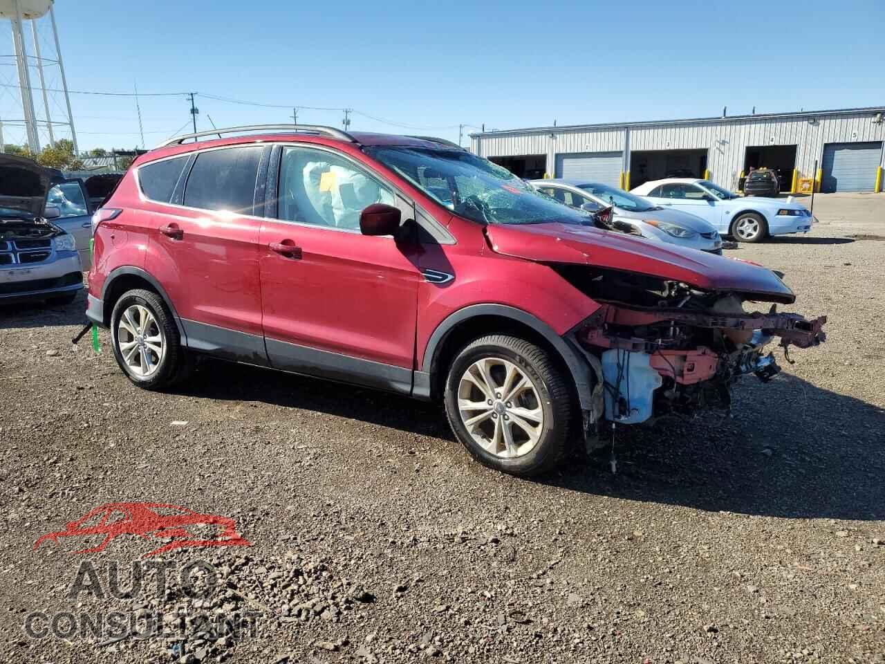 FORD ESCAPE 2017 - 1FMCU0GD8HUC74055