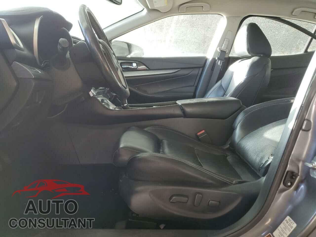 NISSAN MAXIMA 2017 - 1N4AA6AP1HC401296