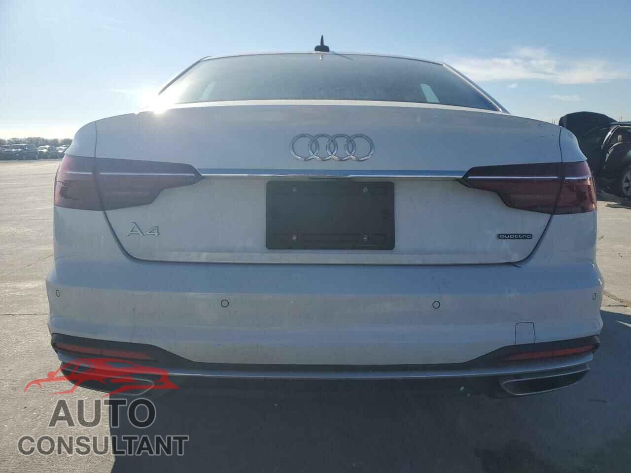 AUDI A4 2023 - WAUDAAF49PN017842
