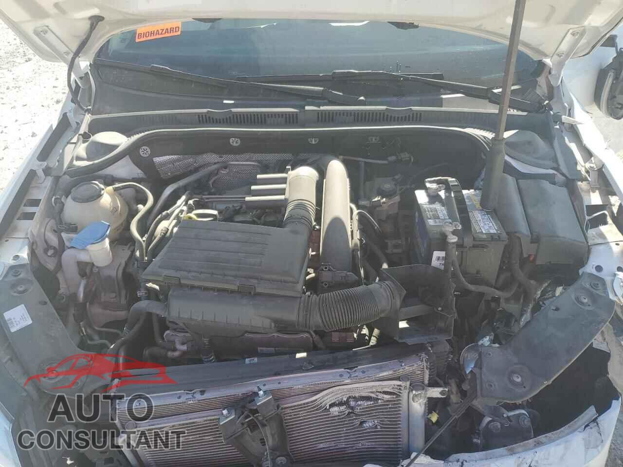 VOLKSWAGEN JETTA 2018 - 3VWDB7AJ3JM218540