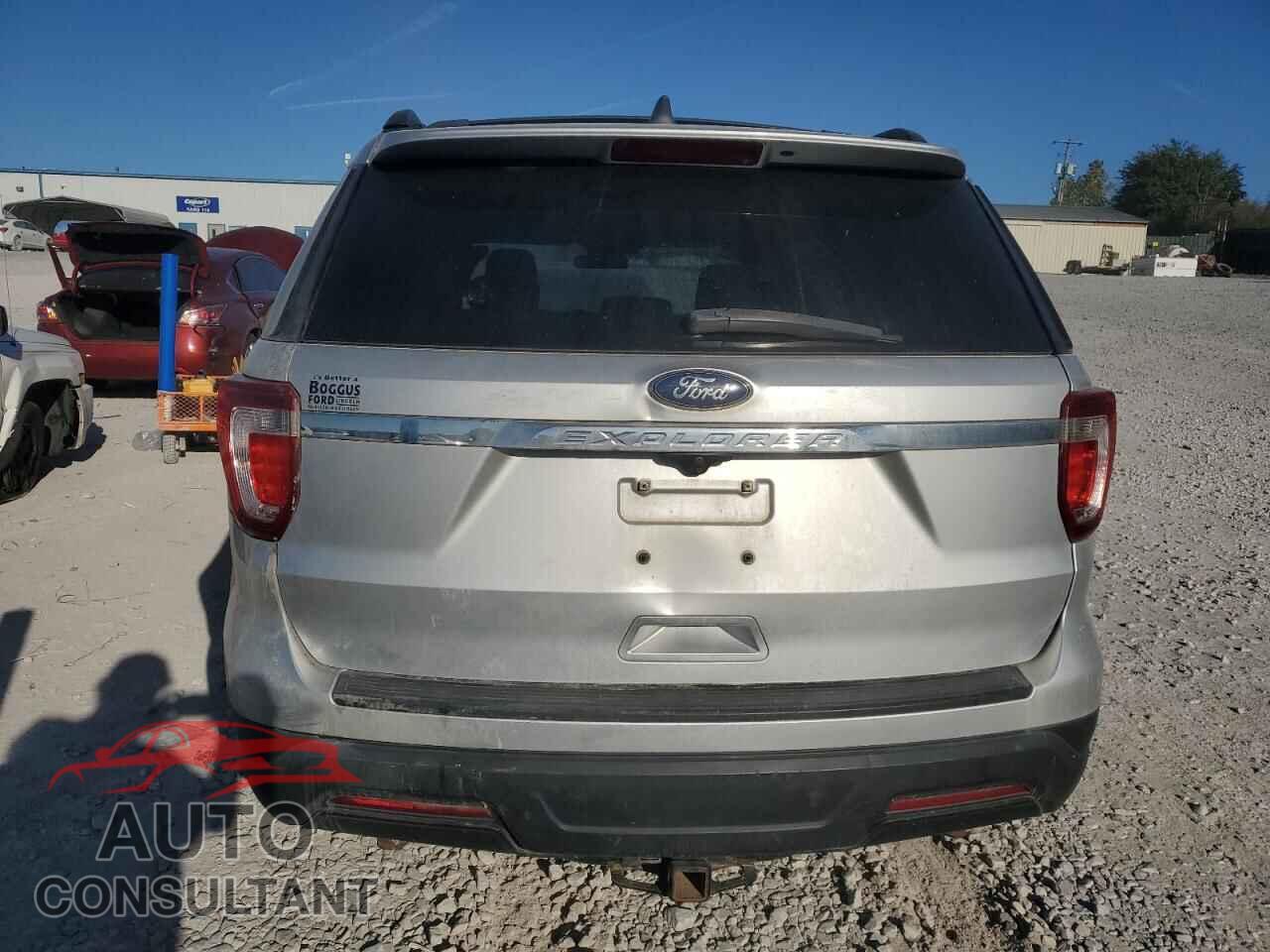 FORD EXPLORER 2018 - 1FM5K7B81JGB07588