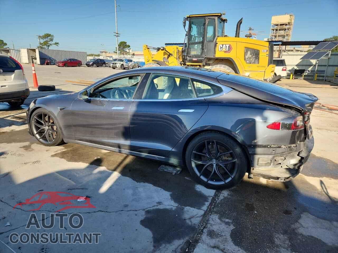 TESLA MODEL S 2017 - 5YJSA1E21HF204504
