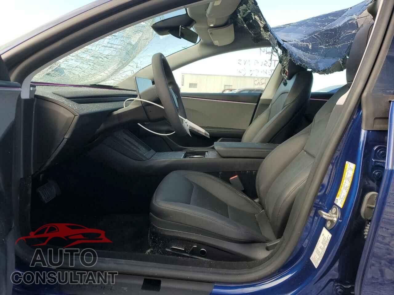 TESLA MODEL 3 2024 - 5YJ3E1EA1RF786377
