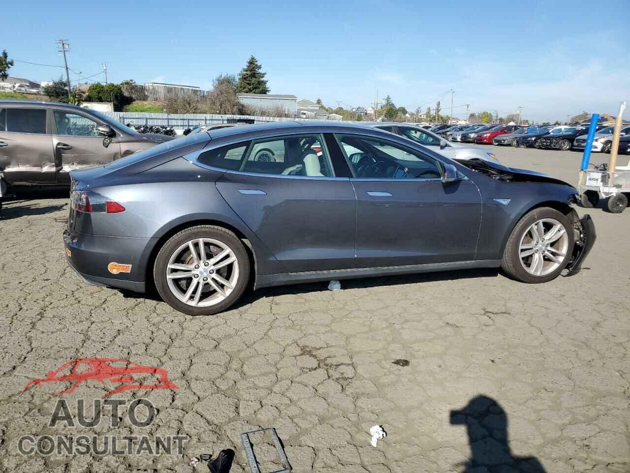 TESLA MODEL S 2016 - 5YJSA1E10GF131888